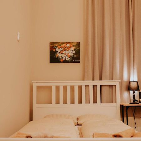 Rooms For Rent In Centre Budapest Exterior photo