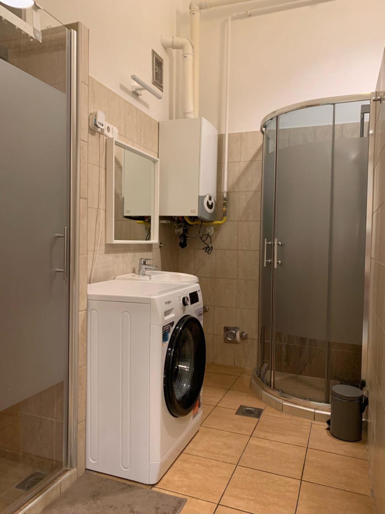 Rooms For Rent In Centre Budapest Exterior photo