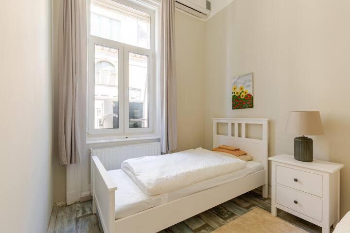 Rooms For Rent In Centre Budapest Exterior photo