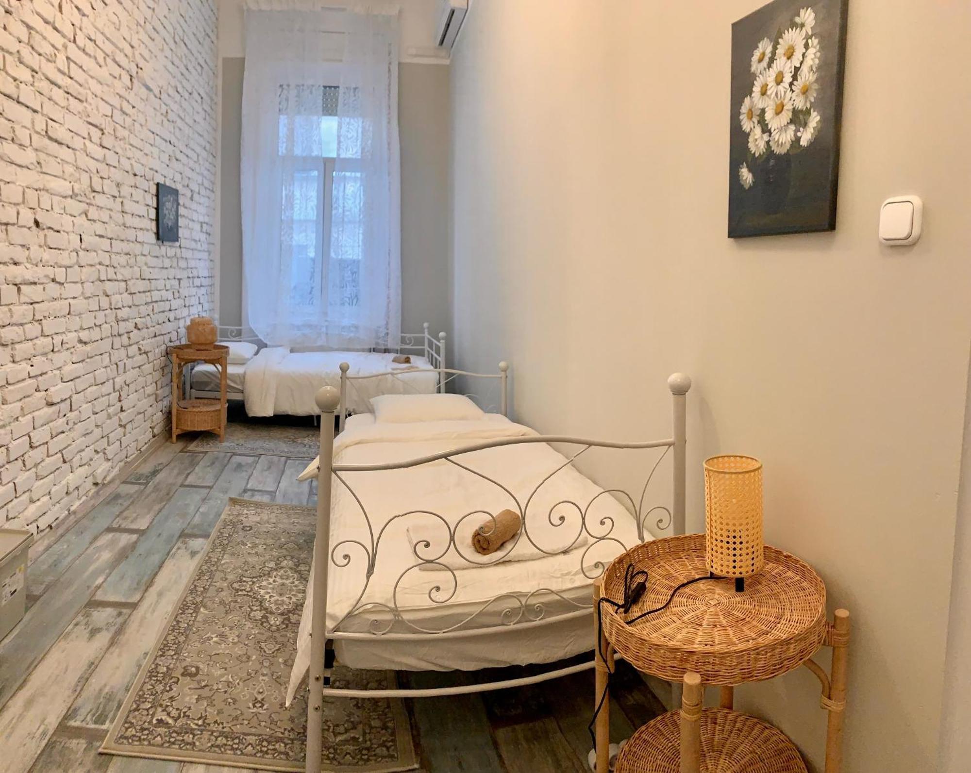 Rooms For Rent In Centre Budapest Exterior photo